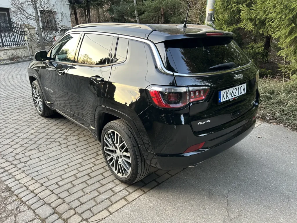 Jeep Compass Limited 2023 tył lewa strona AMUMotors