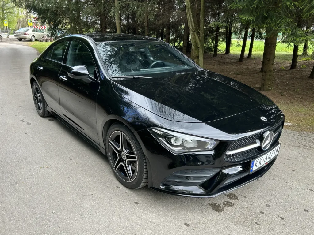 Mercedes-Benz CLA 2023 przednia prawa strona AMUMotors