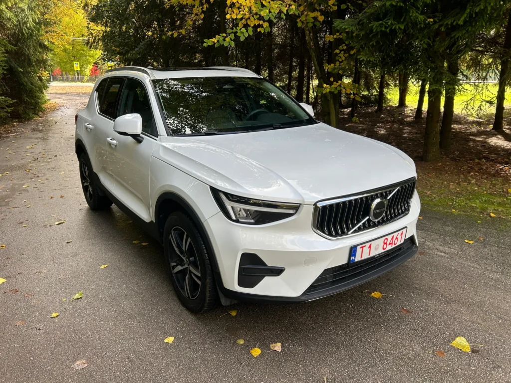 Volvo xc40 white Amu Motors