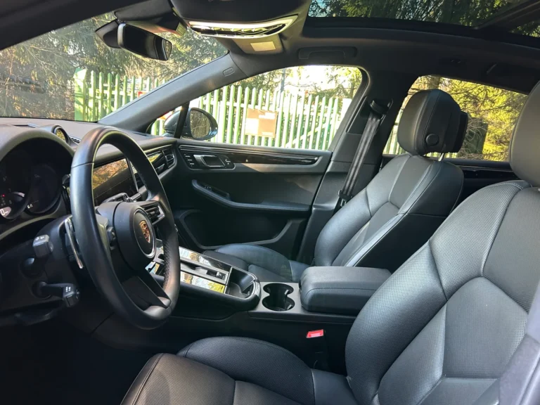 Porsche Macan 2023 Amu Motors